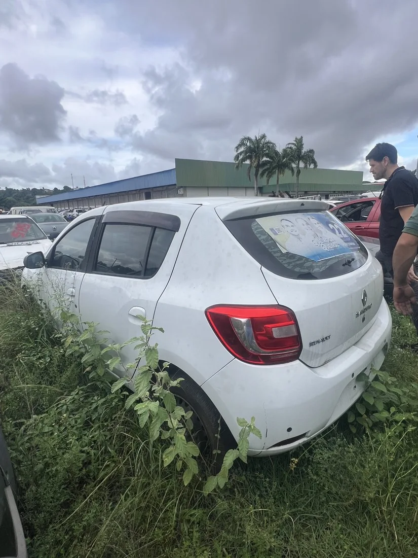 Sucata Renault SANDERO na Recife Automotiva