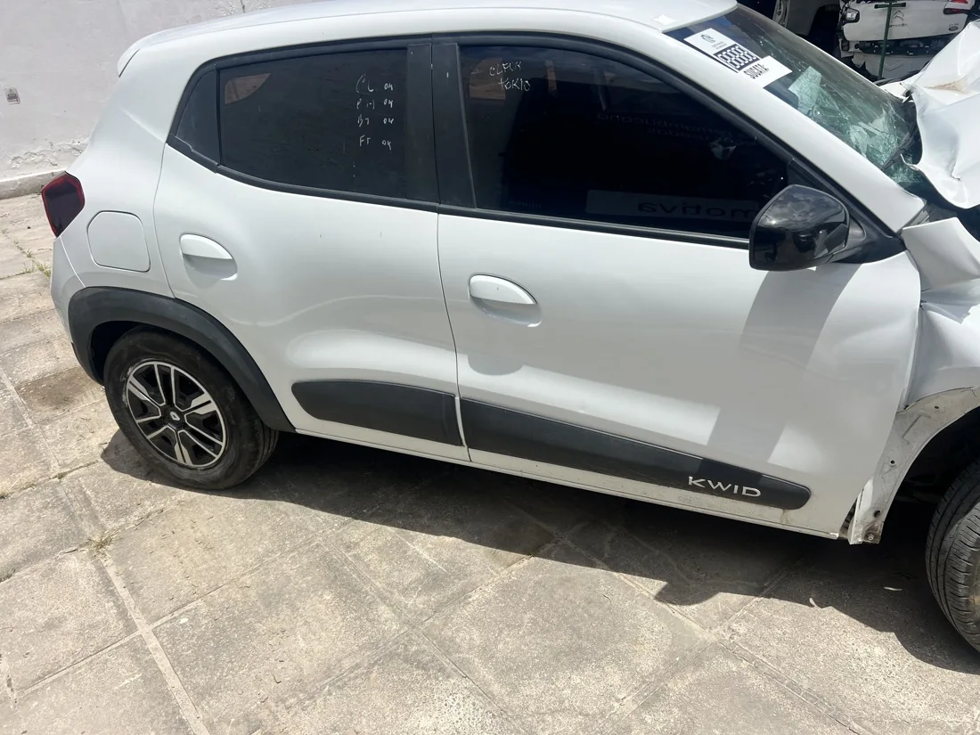 Sucata Renault KWID na Recife Automotiva