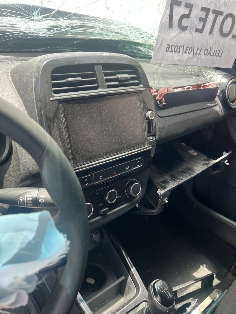 Sucata Renault KWID na Recife Automotiva