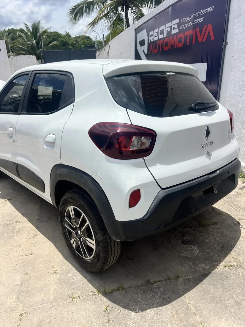 Sucata Renault KWID na Recife Automotiva