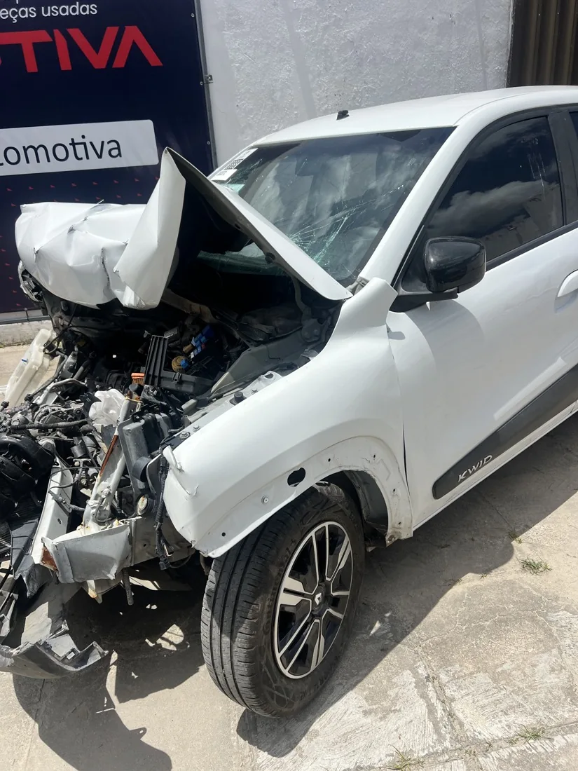 Sucata Renault KWID na Recife Automotiva