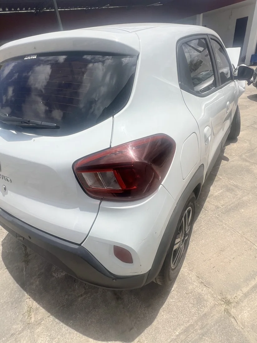 Sucata Renault KWID na Recife Automotiva